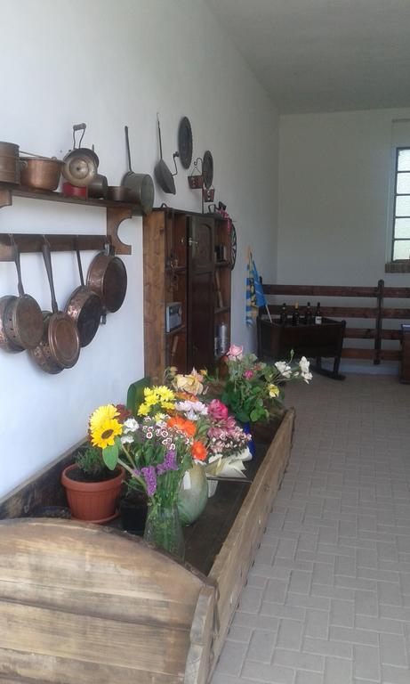 B&B La Coccarda CastellʼAlfero Eksteriør billede
